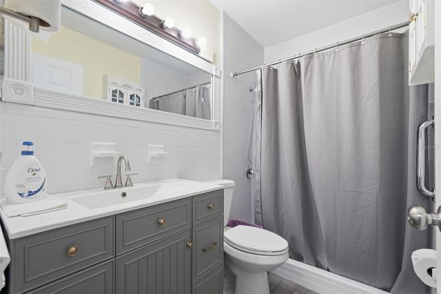 3944 49TH AVENUE S, St Petersburg, FL 33711