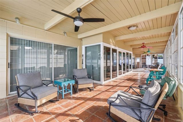 3944 49TH AVENUE S, St Petersburg, FL 33711