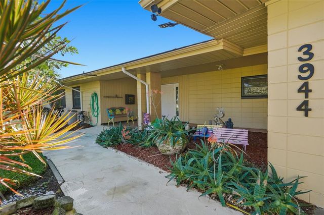 3944 49TH AVENUE S, St Petersburg, FL 33711