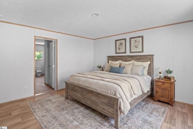 242 Black Bottom Road, Liberty, SC 29657