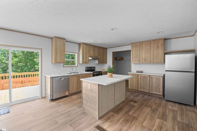 242 Black Bottom Road, Liberty, SC 29657