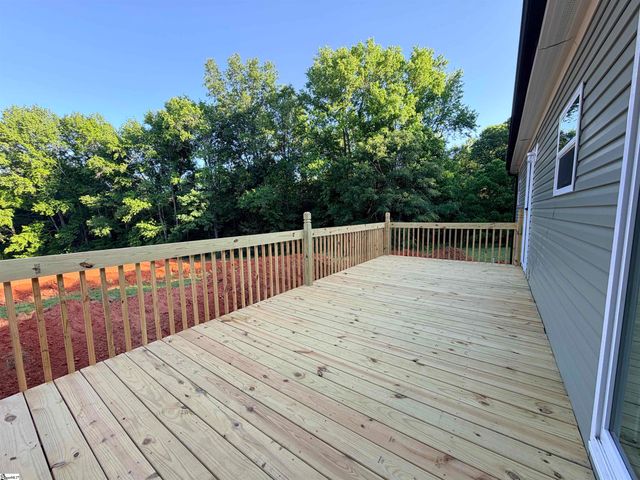242 Black Bottom Road, Liberty, SC 29657