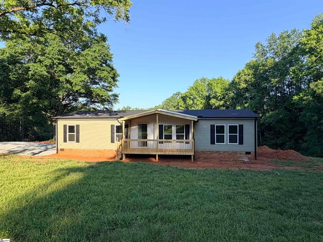242 Black Bottom Road, Liberty, SC 29657