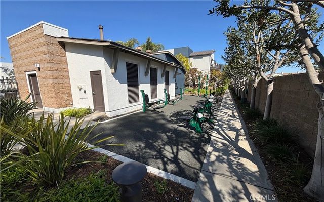 5406 W 149th Place 7, Hawthorne, CA 90250