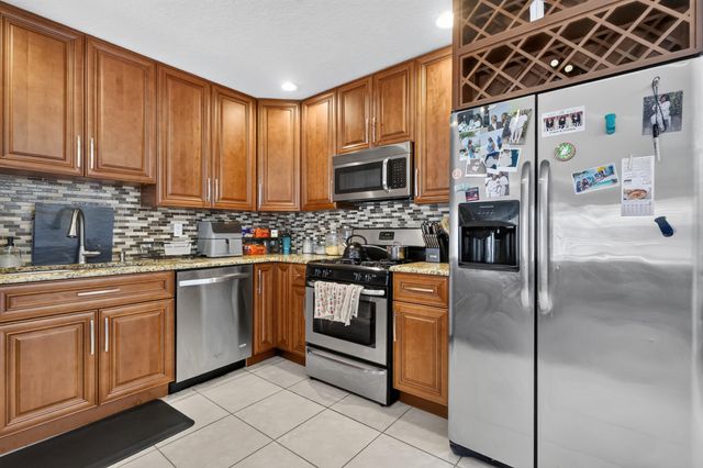 4573 Carthage Circle, Lake Worth, FL 33463