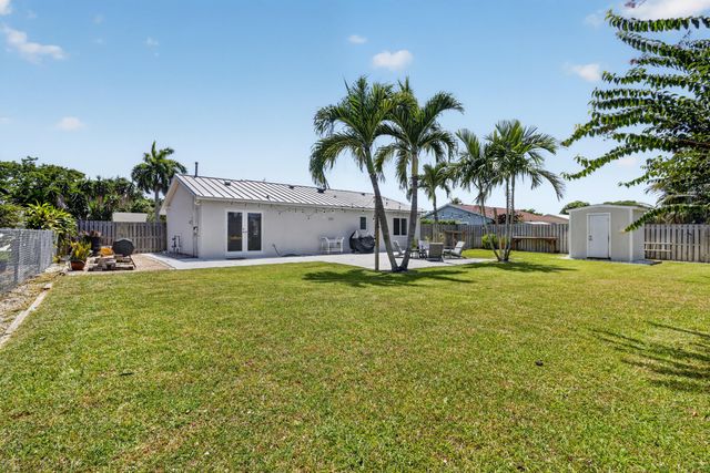 4573 Carthage Circle, Lake Worth, FL 33463
