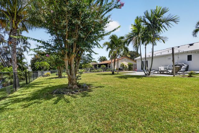 4573 Carthage Circle, Lake Worth, FL 33463