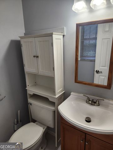 4002 Hawthorne Circle A, Smyrna, GA 30080