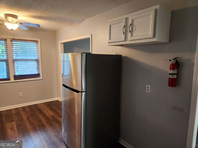 4002 Hawthorne Circle A, Smyrna, GA 30080