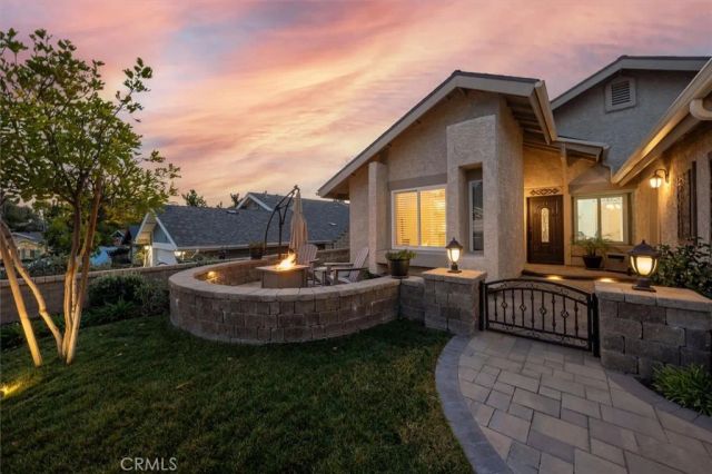 22948 Magnolia Glen, Valencia, CA 91354