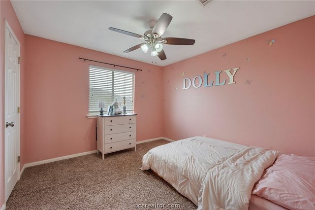 15203 Faircrest Drive, College Station, TX 77845