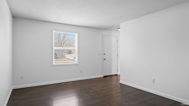 3634 Colorado Court, Fort Wayne, IN 46815