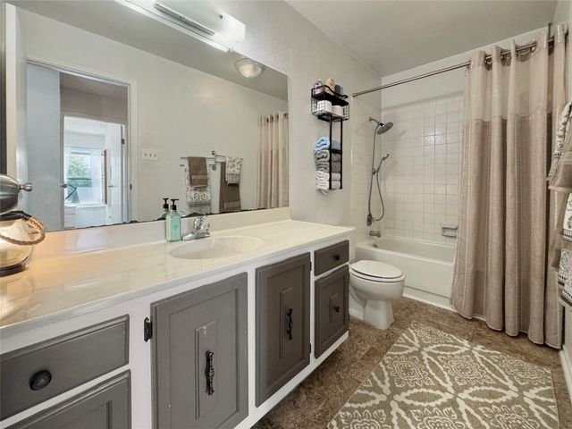 6217 Barcelona Drive, Arlington, TX 76016