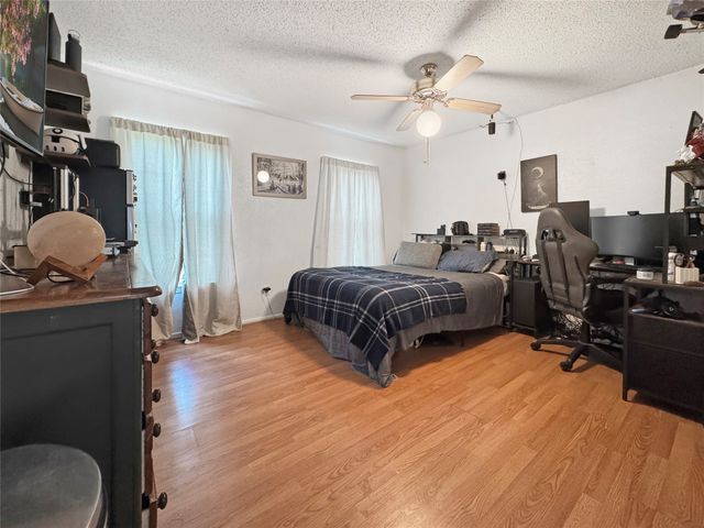 6217 Barcelona Drive, Arlington, TX 76016