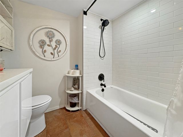 6217 Barcelona Drive, Arlington, TX 76016