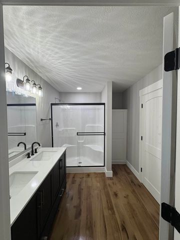 1161 E Elm Street Elm, Morrisville, MO 65710