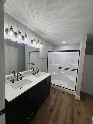 1161 E Elm Street Elm, Morrisville, MO 65710