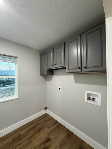 1161 E Elm Street Elm, Morrisville, MO 65710