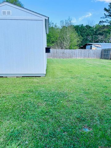 564 Whispering Waters Ave, Gonzales, LA 70737