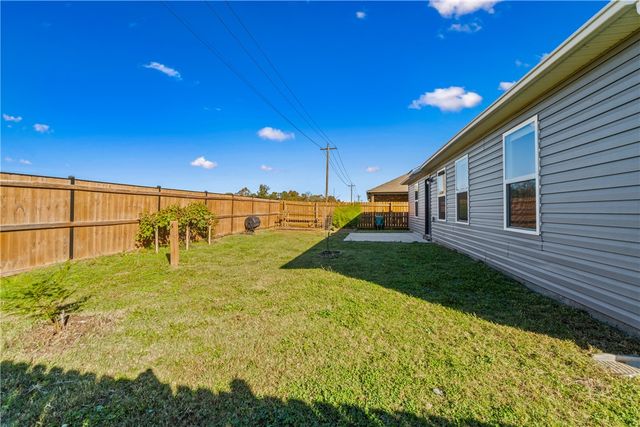 711 Belhaven Road, Centerton, AR 72719