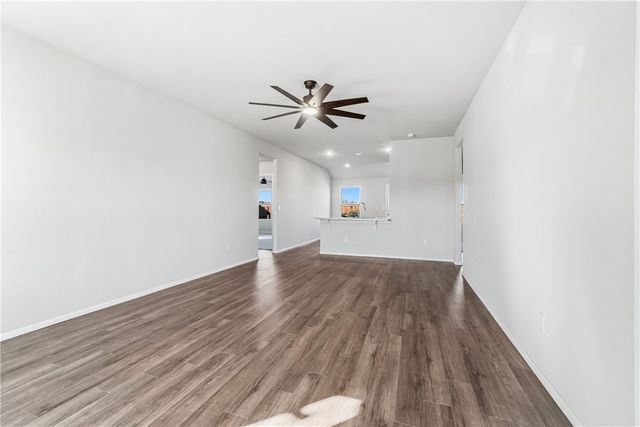 711 Belhaven Road, Centerton, AR 72719