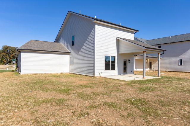 35 Madeleine Way, Kingston Springs, TN 37082