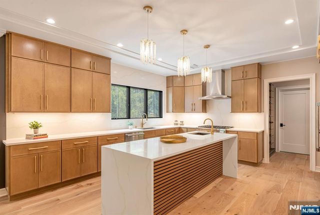 455 Sunset Avenue, Haworth, NJ 07641