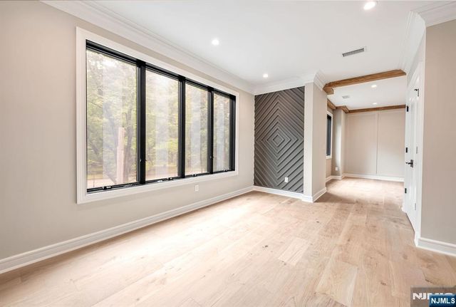 455 Sunset Avenue, Haworth, NJ 07641