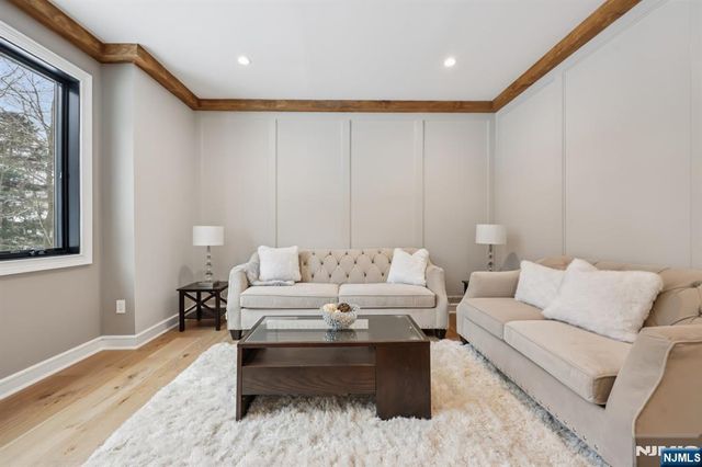 455 Sunset Avenue, Haworth, NJ 07641