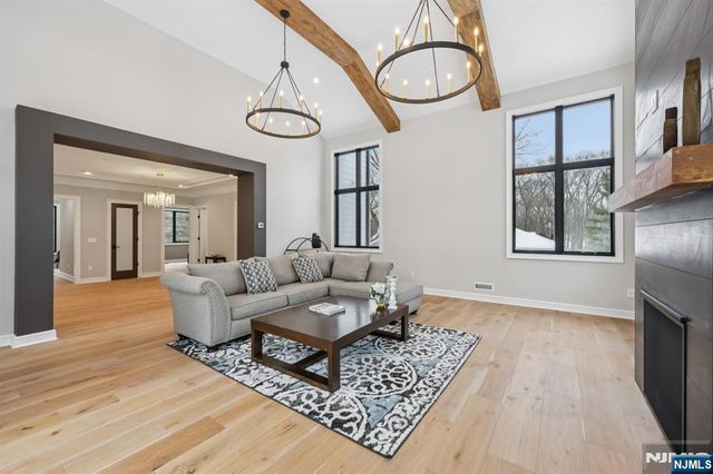 455 Sunset Avenue, Haworth, NJ 07641