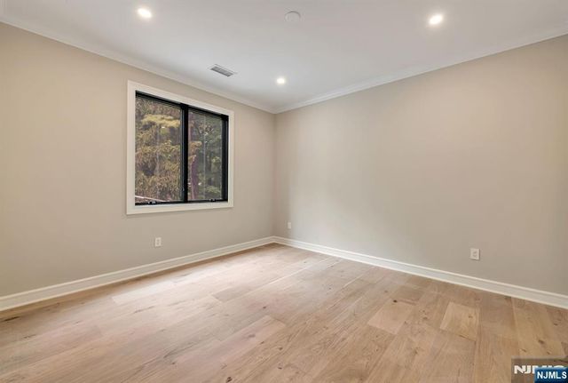 455 Sunset Avenue, Haworth, NJ 07641