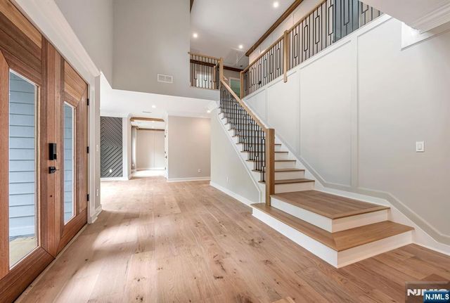 455 Sunset Avenue, Haworth, NJ 07641