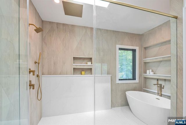 455 Sunset Avenue, Haworth, NJ 07641