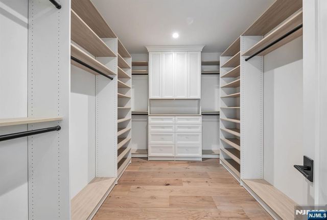 455 Sunset Avenue, Haworth, NJ 07641