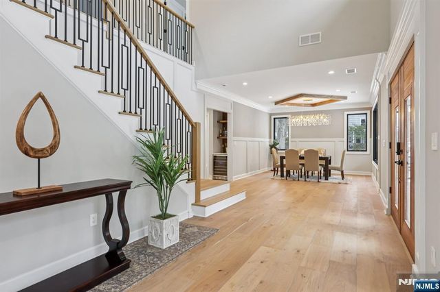 455 Sunset Avenue, Haworth, NJ 07641