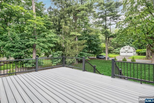 455 Sunset Avenue, Haworth, NJ 07641