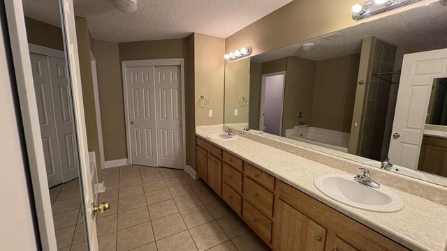 159 Conquest Avenue, Crestview, FL 32536