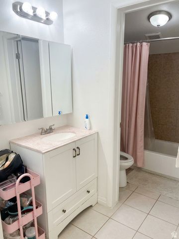 1498 W PARKSIDE DR, Provo, UT 84601