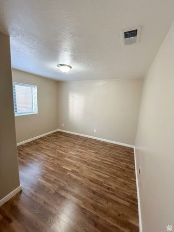 1498 W PARKSIDE DR, Provo, UT 84601