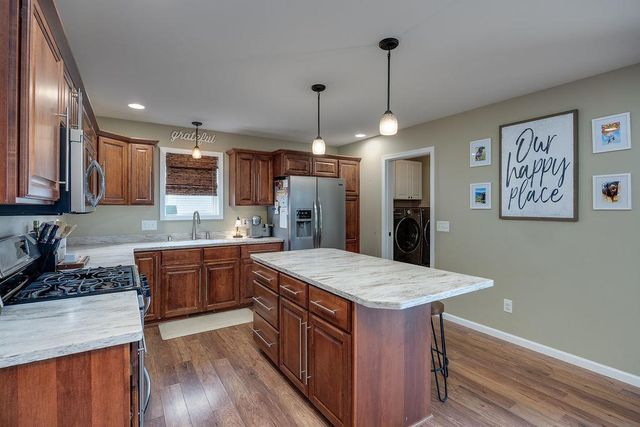 6982 Reston Heights Drive, Madison, WI 53718