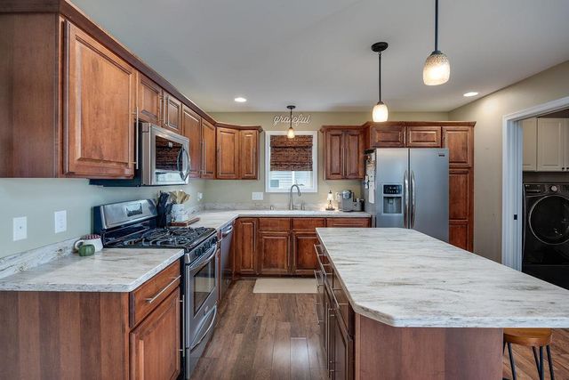 6982 Reston Heights Drive, Madison, WI 53718