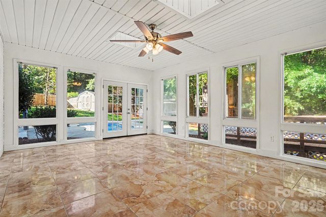6826 Teal Drive, Denver, NC 28037