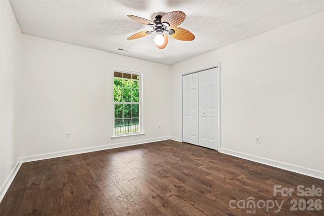 6826 Teal Drive, Denver, NC 28037