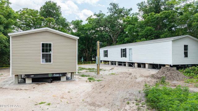 214 W Carroll Avenue, Deland, FL 32720