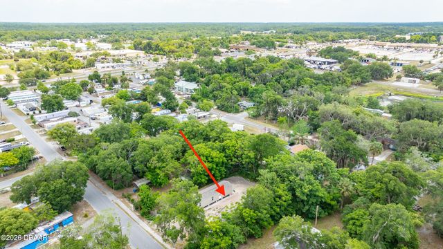 214 W Carroll Avenue, Deland, FL 32720