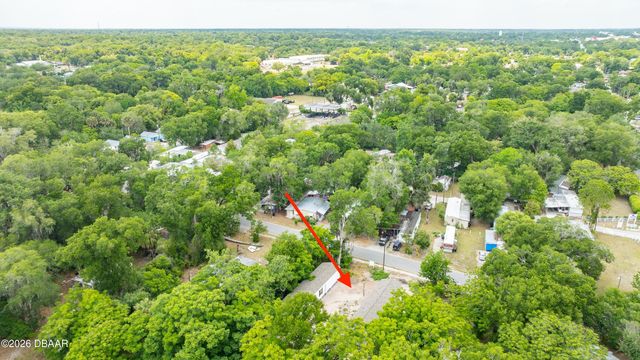 214 W Carroll Avenue, Deland, FL 32720