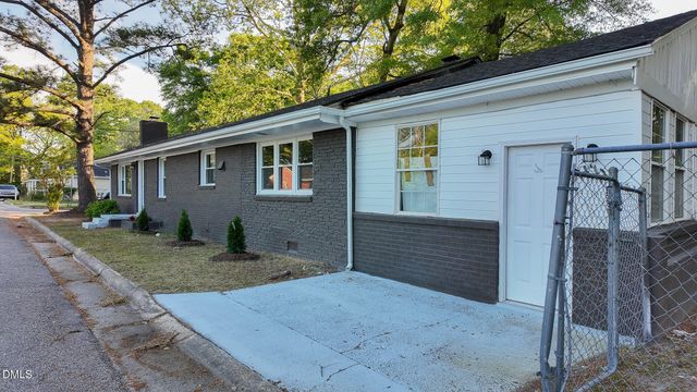 1100 Rountree Avenue SE, Wilson, NC 27893