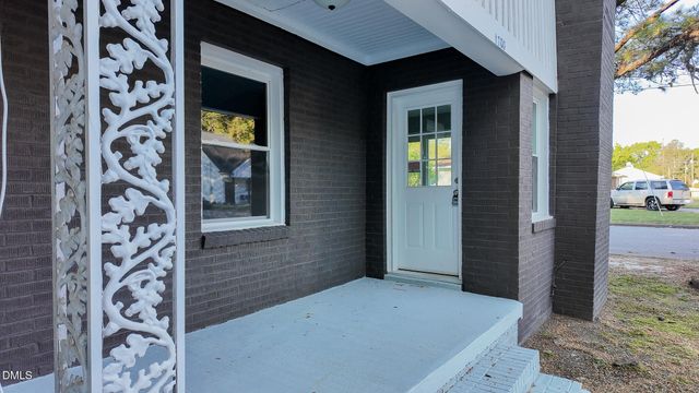 1100 Rountree Avenue SE, Wilson, NC 27893