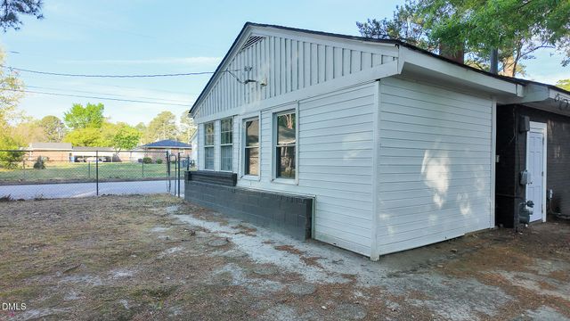 1100 Rountree Avenue SE, Wilson, NC 27893