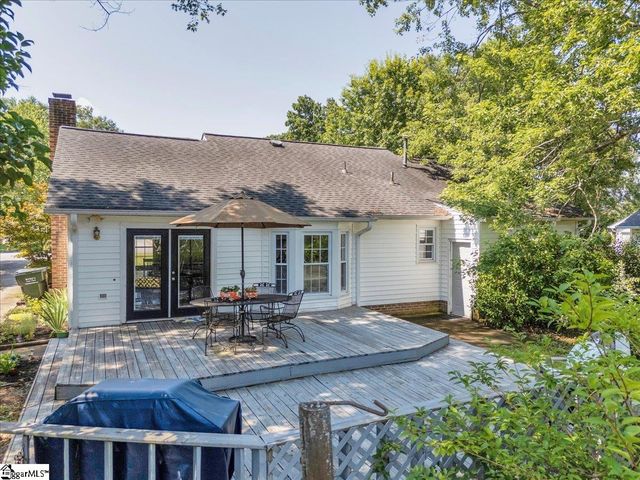 107 Gray Fox Square, Taylors, SC 29687